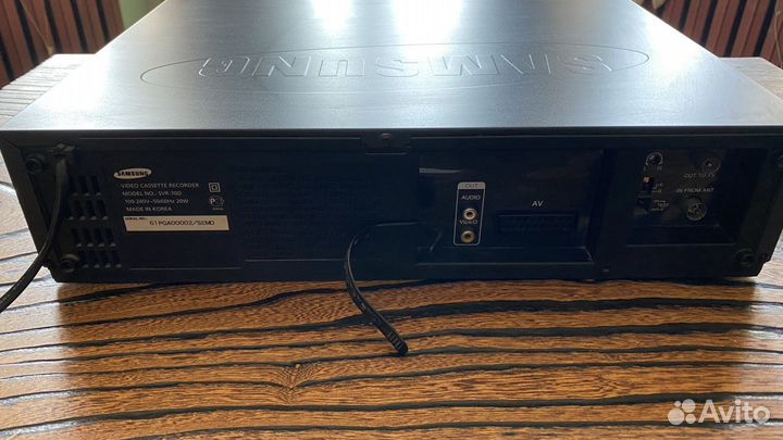 Видеомагнитофон