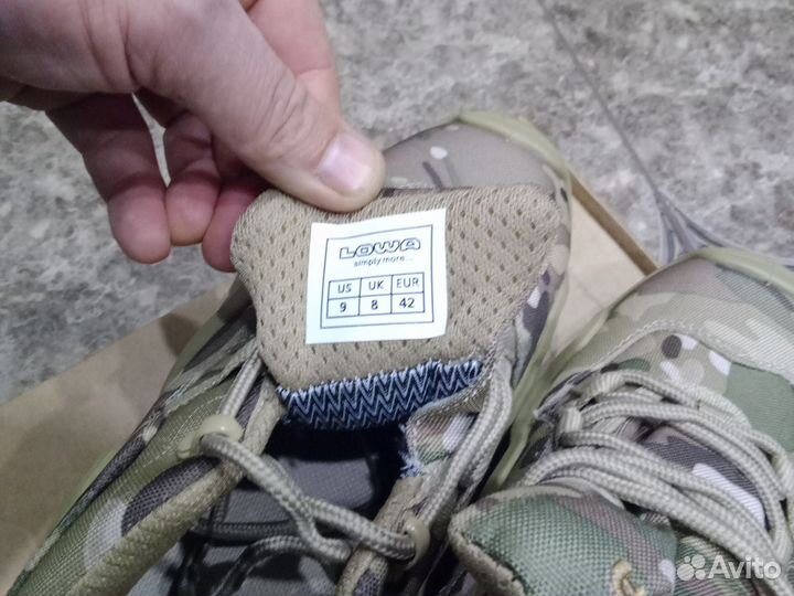 Тактические кроссовки lowa