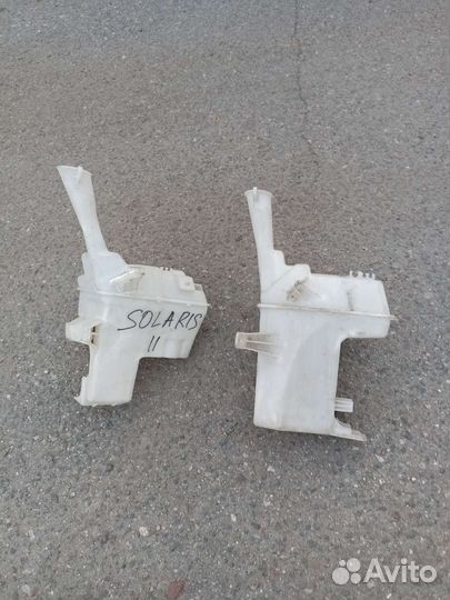 Hyundai Solaris бачок омывателя