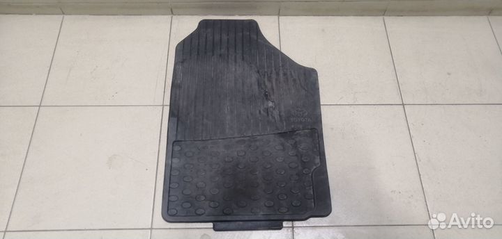 Коврик салона Yaris 2005-2011