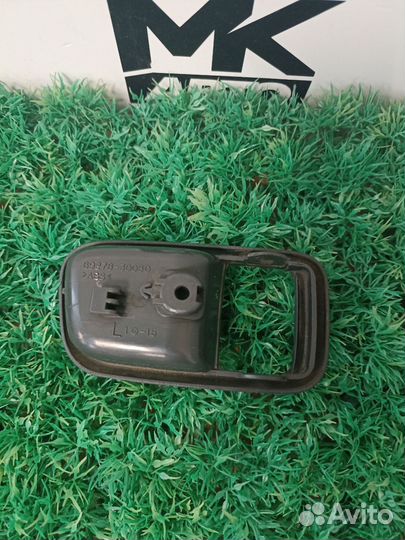 Накладка ручки двери внутренняя Toyota Crown