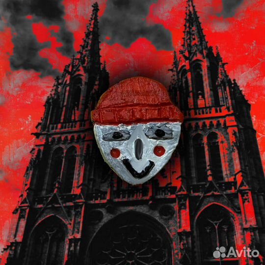 Значки из серии «Красно-серый город»,7, 8 и 9