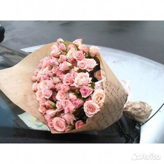 Букет кустовых роз