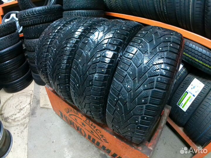 Gislaved NordFrost 100 215/65 R16
