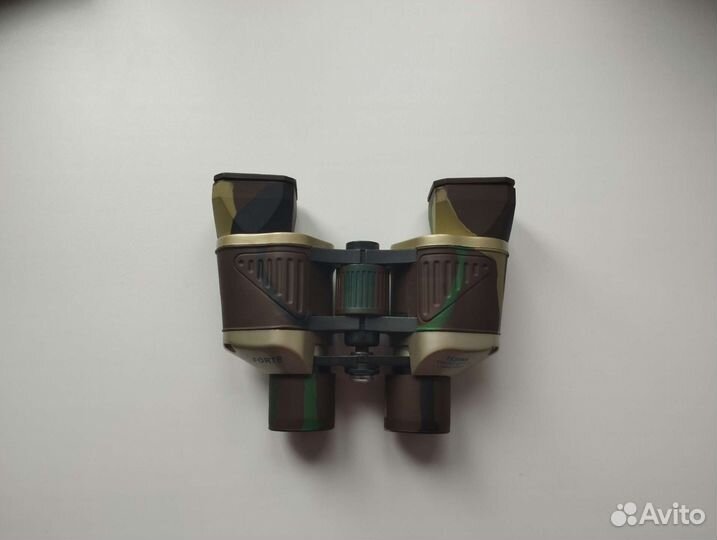 Бинокль туристический