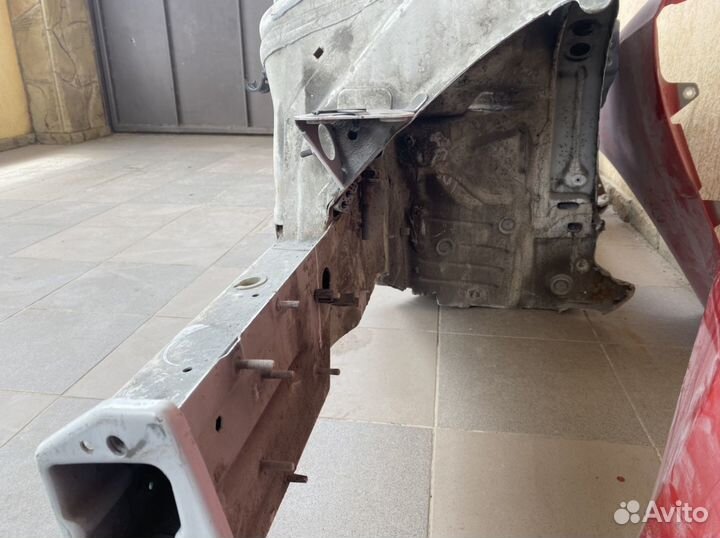 Лонжерон стакан порог