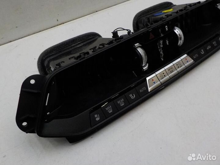 Блок управления климатической установкой BMW X5