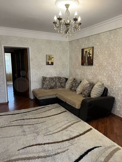 3-к. квартира, 65 м², 8/10 эт.