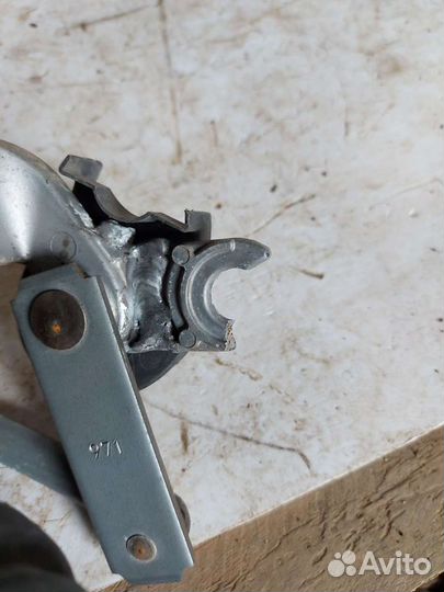 Трапеция моторчик стеклоочистителей передний RAV4