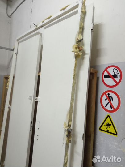 Дверь металлическая б/у двойная