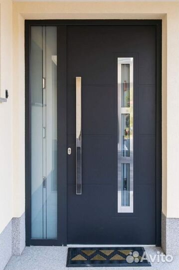 Металлические двери новые в наличии и под заказ