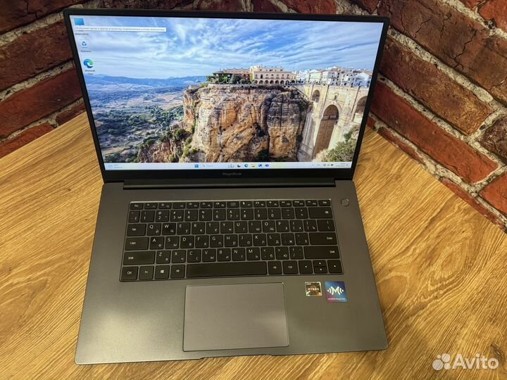 Honor magicbook 15 ryzen 5