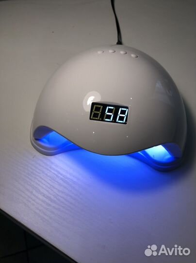 Лампа для маникюра