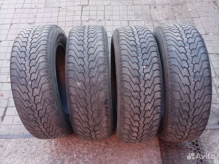 Roadstone Winguard Ice 185/65 R15 88H