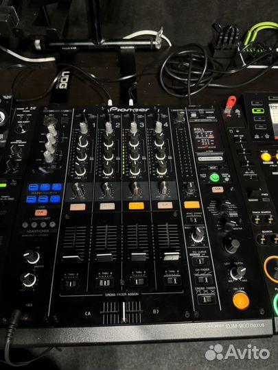 Pioneer CDJ 2000 и микшер Pioneer DJM 900 nexus