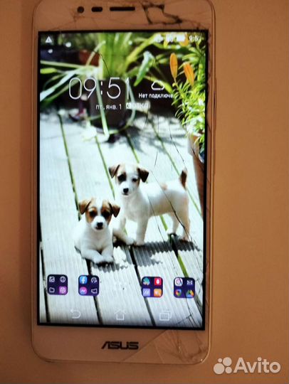 Телефон Asus