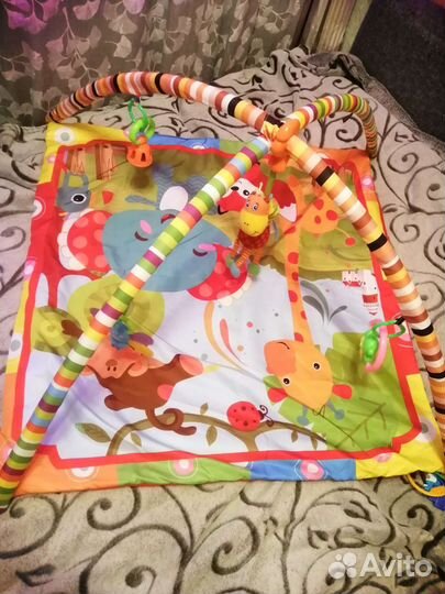 Развивающий коврик