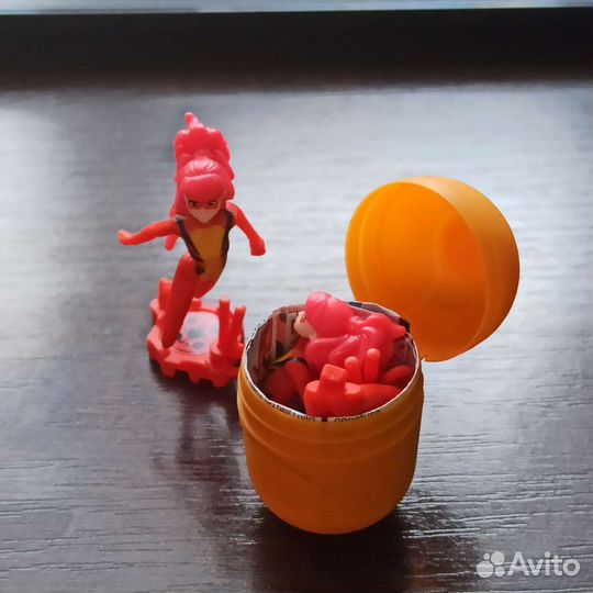 Игрушки из киндера леди баг