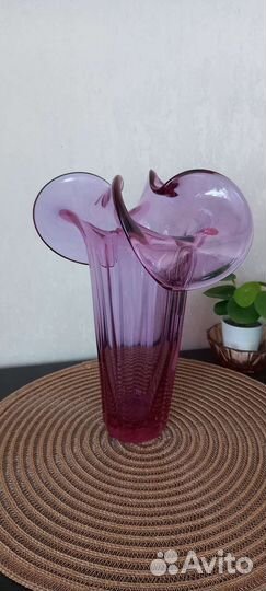 Ваза для цветов цветное стекло СССР Н - 27см