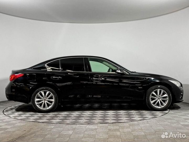 Infiniti Q50, 2015