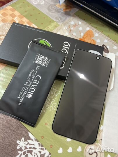 Защитное стекло iPhone 14 pro