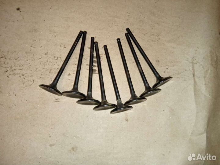 Клапан впускной B4204T6 Volvo S60 Вольво 2.0