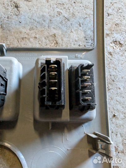 Рамка магнитолы renault logan 2004-2015