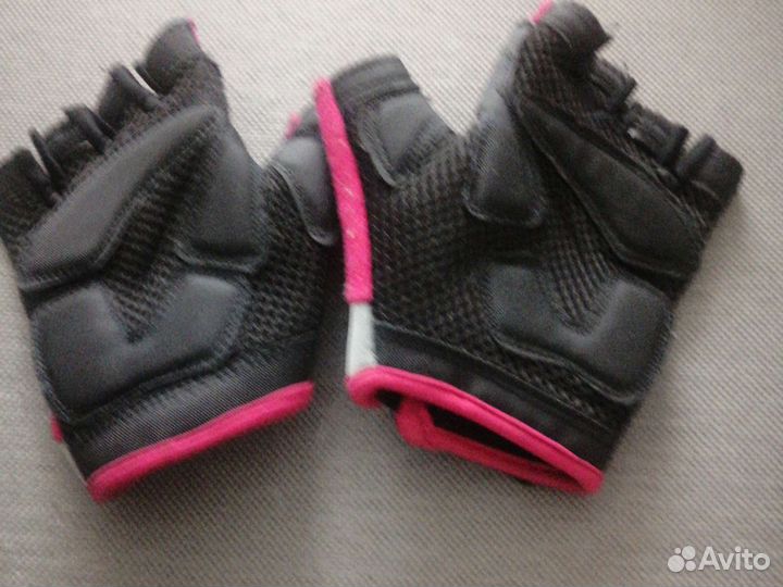 Велосипедные перчатки