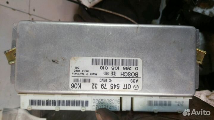 Панель консоль приборов на Мерседес 180 С класса w