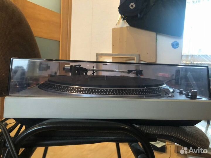 Technics direct drive automatic player sl-1600