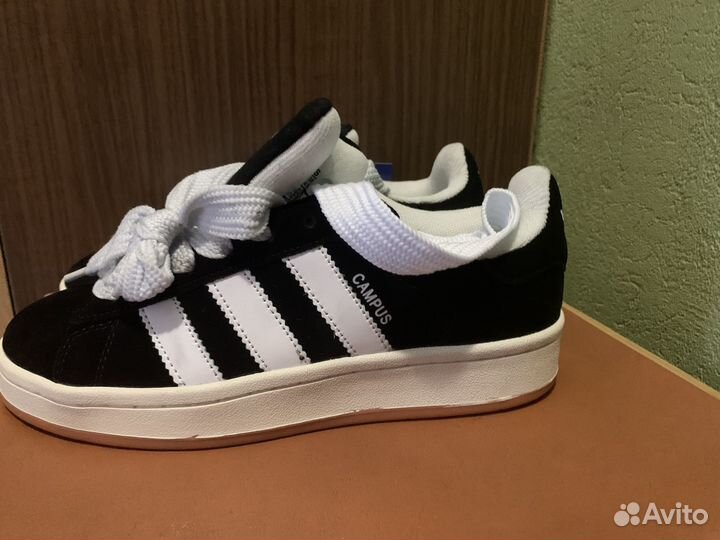 Кроссовки женские Adidas 39 размер