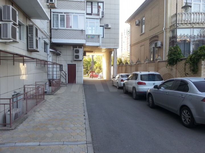 Квартира-студия, 28 м², 1/9 эт.