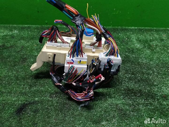 Блок предохранителей салонный Hyundai I20 2009