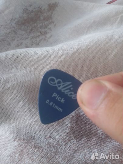 Гитара акустическая