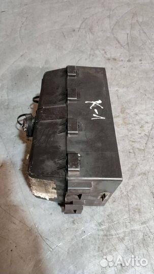 Блок предохранителей Ford Transit Connect 2009