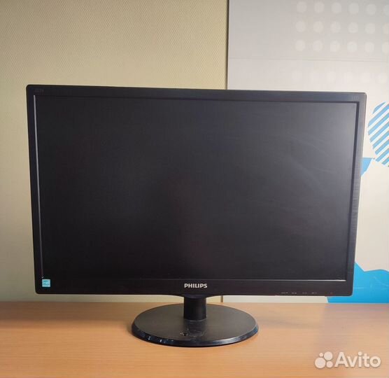 Монитор Philips 223V5L / 21.5