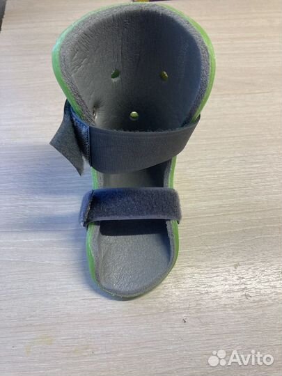 Тутор на голеностопный сустав