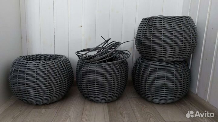 Кашпо из искусственного ротанга