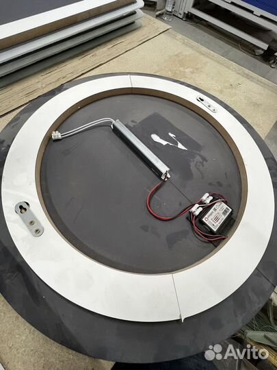 Зеркало с led подсветкой