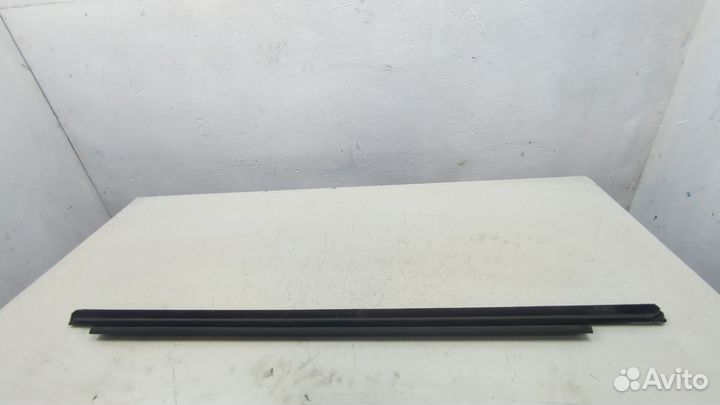 Молдинг стекла Audi A7, 2012