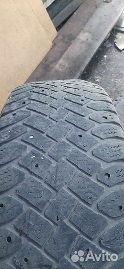 Continental ComTracWinterViking 1 205/70 R15