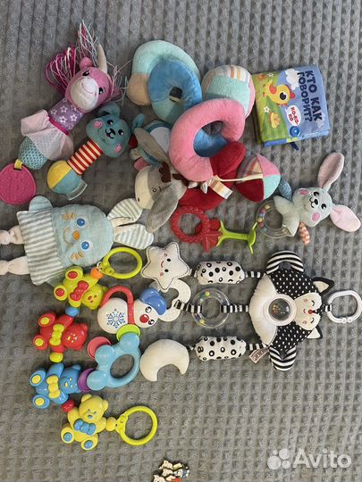 Игрушки погремушки