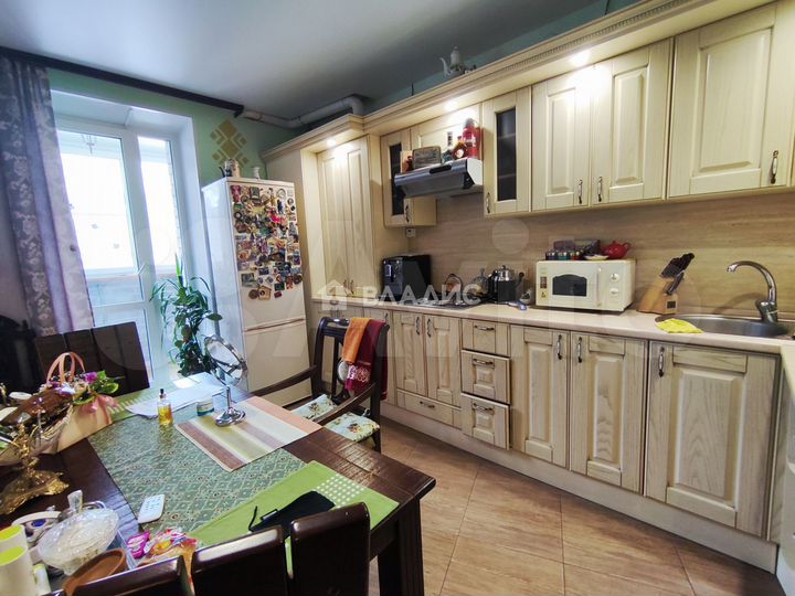 2-к. квартира, 64 м², 4/5 эт.