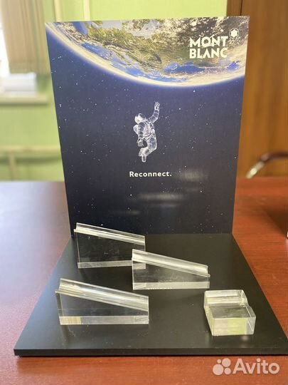 Торг. Дисплей для продажи ручек Montblanc