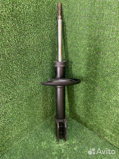 Передние стойки Renault logan 2