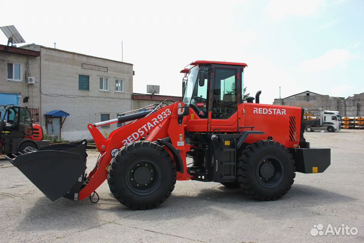 Фронтальный погрузчик Redstar 933, 2023
