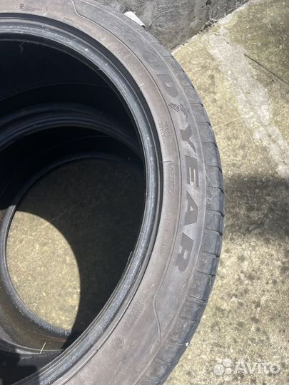 Goodyear Eagle Sport 295/40 R22