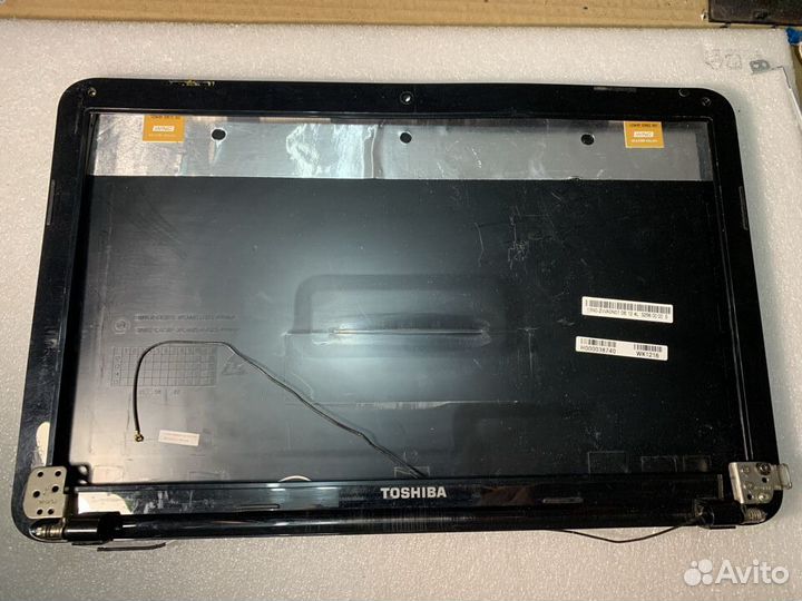 Крышка матрицы+рамка+петли Toshiba C850