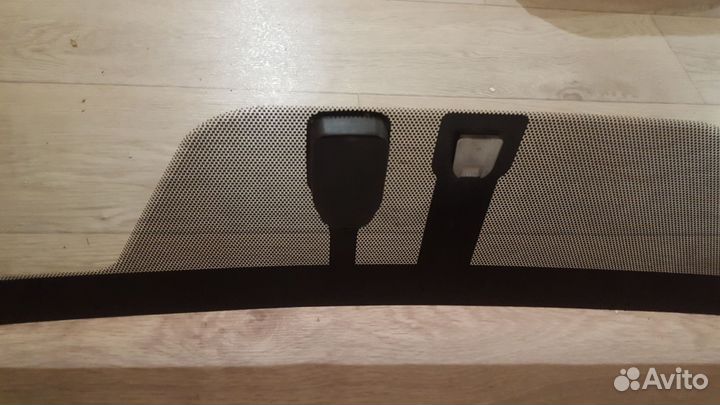 Ветровое стекло RAV 4 30 кузов. И другие запчасти