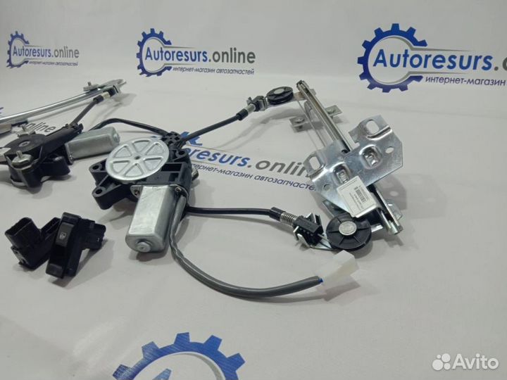 Стеклоподъёмник в сборе 2109 Задние пара